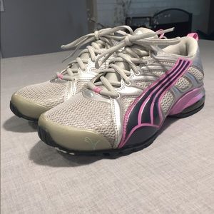 PUMA gray and purple tennis shoes size 9